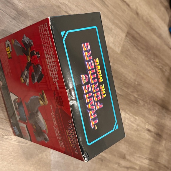 Transformers Studio Series 86 Dinobot Sludge – Leader Class - Picture 2 of 6